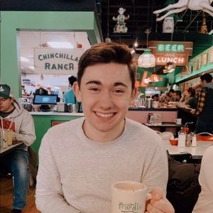 Meet your Posher, Avery